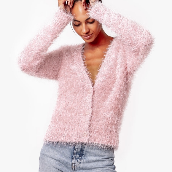 Super soft pink cardigan from Bergdorf Goodman - Picture 3 of 5